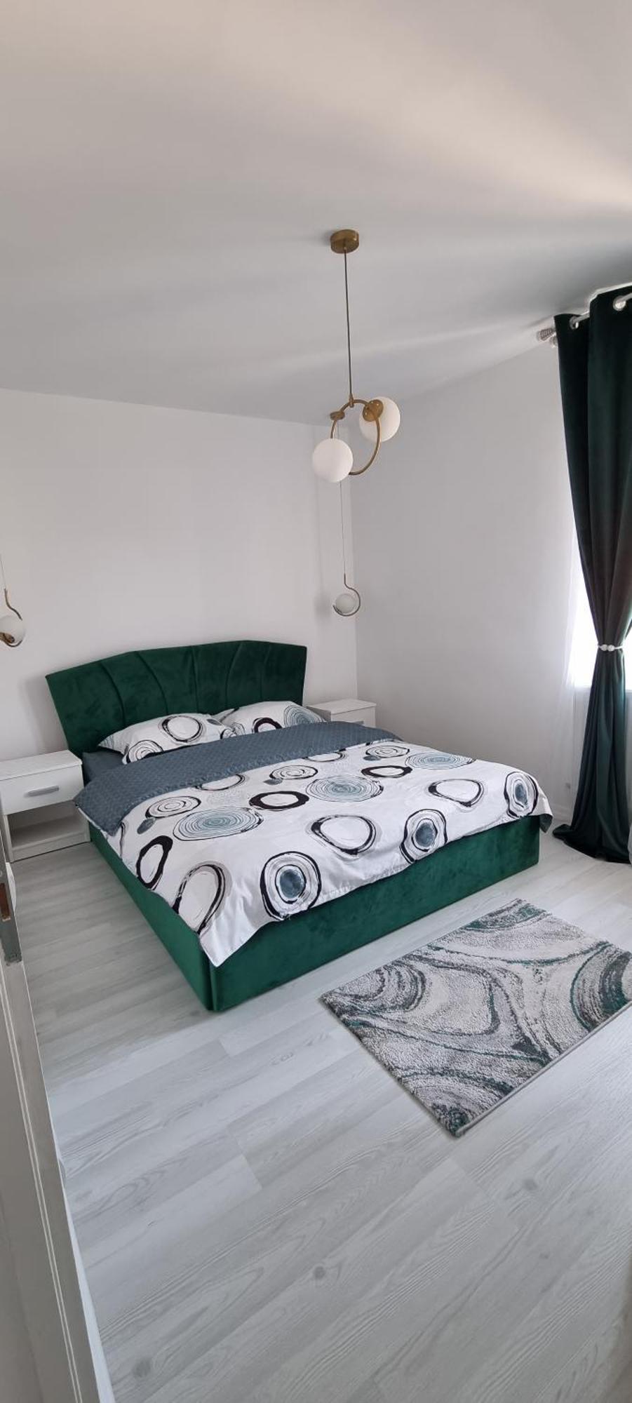 Apartament Central Pe Pietonala Nr2 Hunedoara Buitenkant foto